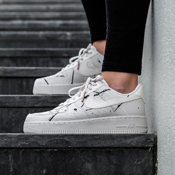 nike air force 1 low lx phantom snakeskin nike air force 1 low lx phantom snakeskin